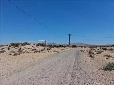 0 Mountain View Rd, Hinkley, CA 92347 photo 2