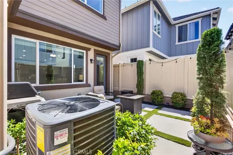 Exterior - 7182 Beck Dr, Riverside, CA 92503 photo 4 of 5