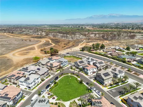 View/Area - 7182 Beck Dr, Riverside, CA 92503 photo 12 of 12