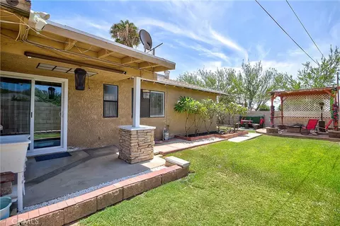 Exterior - 10884 Cypress Ave, Riverside, CA 92505 photo 10 of 10