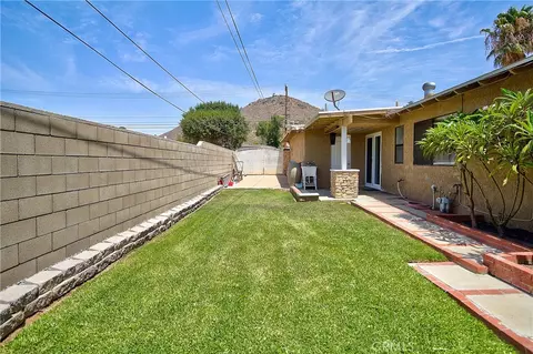 Exterior - 10884 Cypress Ave, Riverside, CA 92505 photo 7 of 10