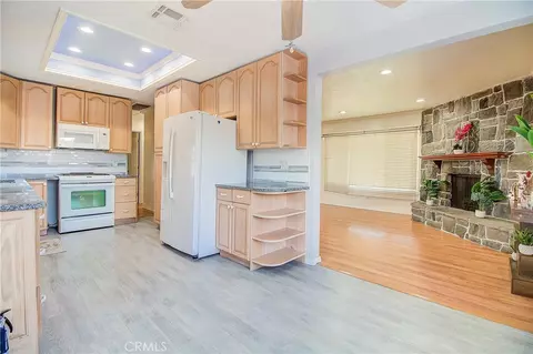 Kitchen - 10884 Cypress Ave, Riverside, CA 92505 photo 2 of 6