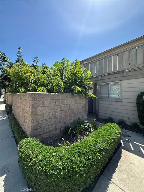 5130 W 1st #E, Santa Ana, CA 92703