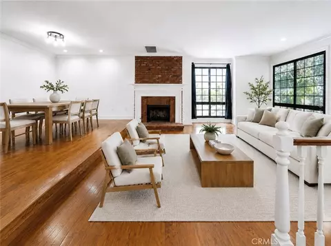 18100 Burbank #14, Tarzana, CA 91356