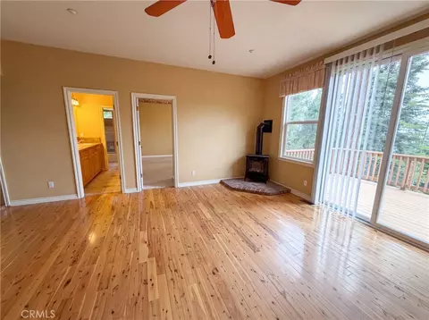 Living - 295 Fairway, Lake Arrowhead, CA 92352 photo 2 of 5