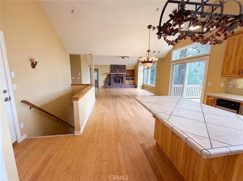 Living - 295 Fairway, Lake Arrowhead, CA 92352 photo 5 of 5