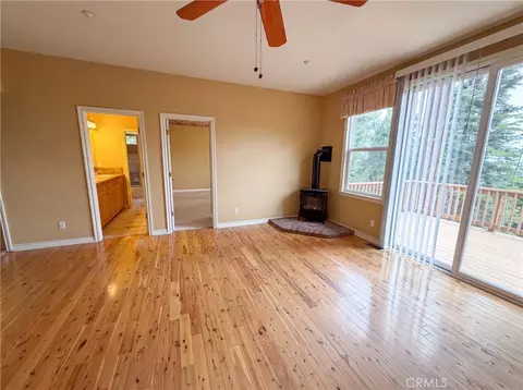 Living - 295 Fairway, Lake Arrowhead, CA 92352 photo 2 of 5