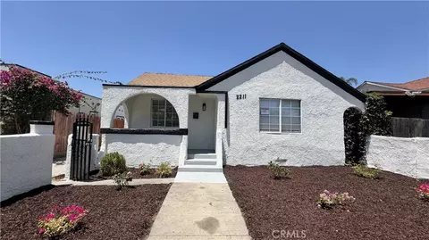 2211 S Sycamore, Los Angeles, CA 90016