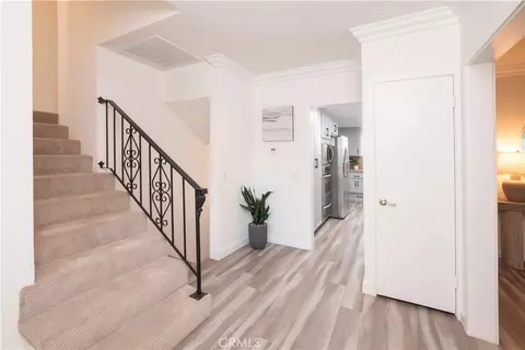 Entry Way - 2350 Shadow Hill Dr, Riverside, CA 92506 photo 2 of 2