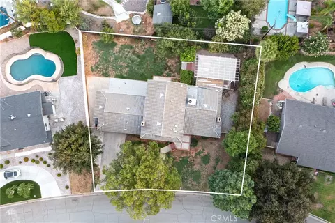 View/Area - 2350 Shadow Hill Dr, Riverside, CA 92506 photo 1 of 2