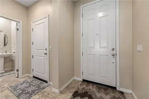 Entry Way - 9226 Alta Cresta, Riverside, CA 92508 photo 6 of 8