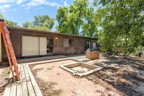 Exterior - 5841 Palm Ave, Riverside, CA 92506 photo 8 of 14