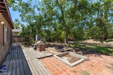 Exterior - 5841 Palm Ave, Riverside, CA 92506 photo 9 of 14