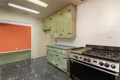 Kitchen - 5841 Palm Ave, Riverside, CA 92506 photo 3 of 3