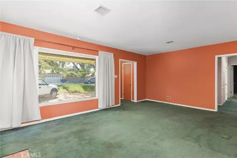Living - 5841 Palm Ave, Riverside, CA 92506 photo 3 of 7