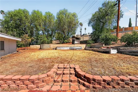 Exterior - 7307 Lenox Ave, Riverside, CA 92504 photo 7 of 20