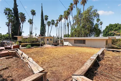Exterior - 7307 Lenox Ave, Riverside, CA 92504 photo 13 of 20