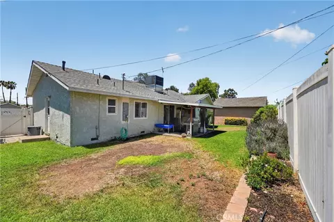 Exterior - 4737 Toyon Rd, Riverside, CA 92504 photo 4 of 7