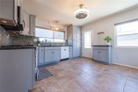 Kitchen - 1175 Edgar Ave, Beaumont, CA 92223 photo 2 of 2