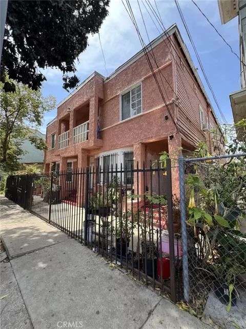 1943 Estrella Ave, Los Angeles, CA 90007