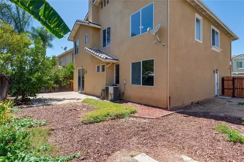 11140 Bridgepoint Cir, Riverside, CA 92505 photo 31