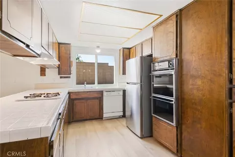 Kitchen - 13689 Sarah St, Yucaipa, CA 92399 photo 1 of 3