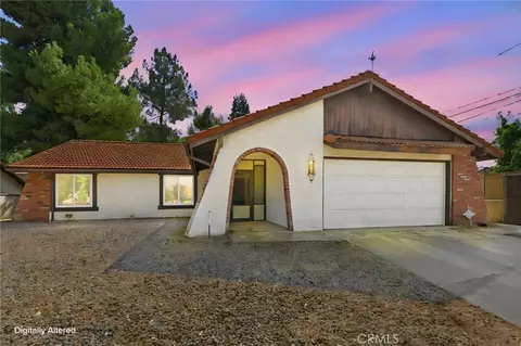 13689 Sarah St, Yucaipa, CA 92399