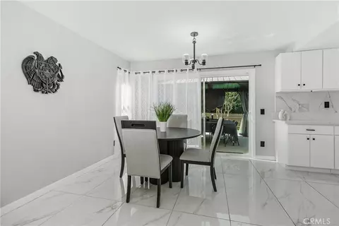 Dining - 29253 Greenbrier Pl, Highland, CA 92346 photo 2 of 2