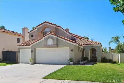 Exterior - 29253 Greenbrier Pl, Highland, CA 92346 photo 9 of 9