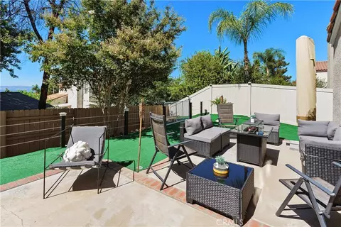 Exterior - 29253 Greenbrier Pl, Highland, CA 92346 photo 2 of 6