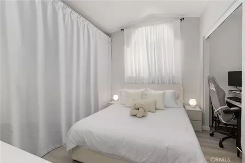 Bedroom - 29253 Greenbrier Pl, Highland, CA 92346 photo 2 of 4