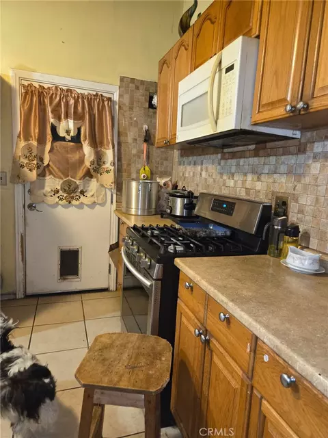 8833 Shawnee Ave, Riverside, CA 92503 photo 5