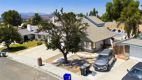 View/Area - 8433 Tamarind, Riverside, CA 92509 photo 4 of 4