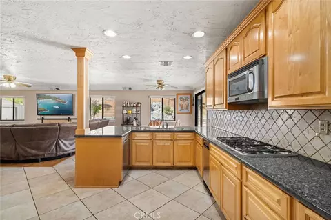 Kitchen - 8433 Tamarind, Riverside, CA 92509 photo 2 of 4