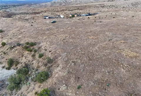 113 E 113th St E Juniper Mesa Rd S, Juniper Hills, CA 93543 photo 2