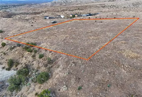 113 E 113th St E Juniper Mesa Rd S, Juniper Hills, CA 93543