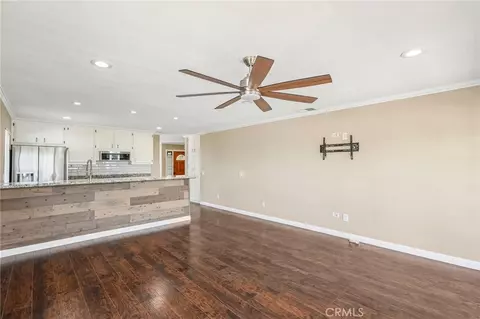 Living - 14342 Laurel, Riverside, CA 92503 photo 8 of 10