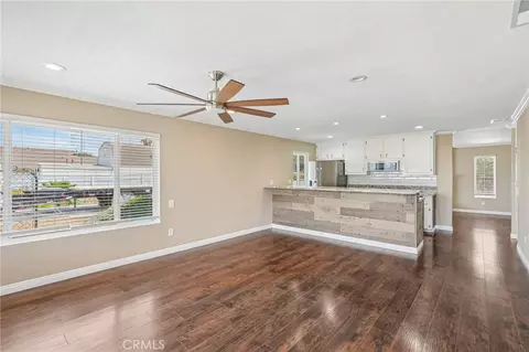 Living - 14342 Laurel, Riverside, CA 92503 photo 3 of 6