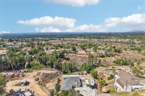 View/Area - 14342 Laurel, Riverside, CA 92503 photo 1 of 5