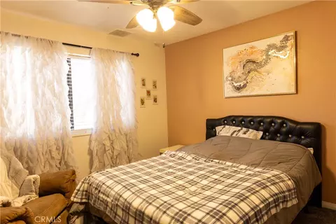 Bedroom - 15078 Cactus, Hesperia, CA 92345 photo 5 of 14