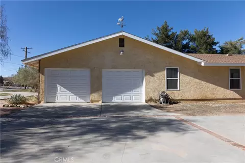 Exterior - 15078 Cactus, Hesperia, CA 92345 photo 4 of 15