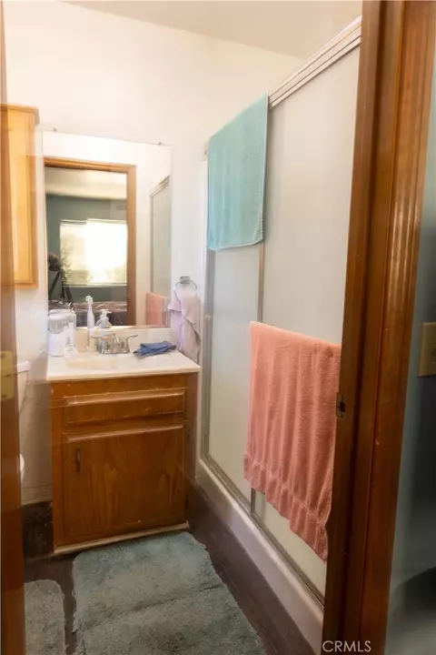 Bath - 15078 Cactus, Hesperia, CA 92345 photo 11 of 11