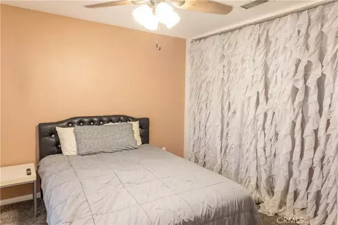 Bedroom - 15078 Cactus, Hesperia, CA 92345 photo 7 of 14