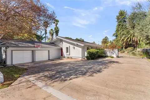 Exterior - 2110 Hathaway, Riverside, CA 92506 photo 4 of 13