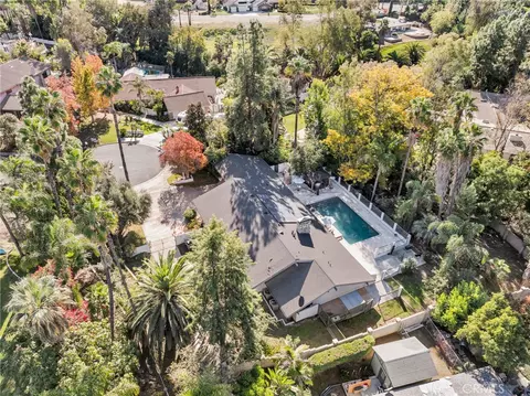 View/Area - 2110 Hathaway, Riverside, CA 92506 photo 3 of 10