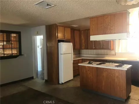 Kitchen - 301 Maryknoll Dr, Colton, CA 92324 photo 3 of 3