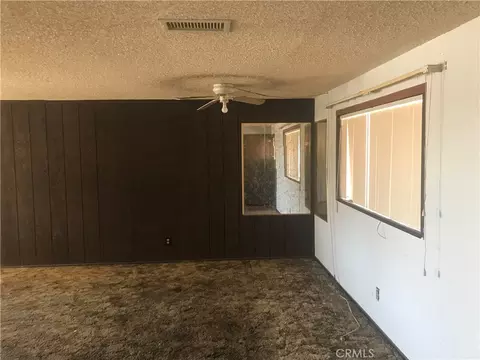 Living - 301 Maryknoll Dr, Colton, CA 92324 photo 3 of 15