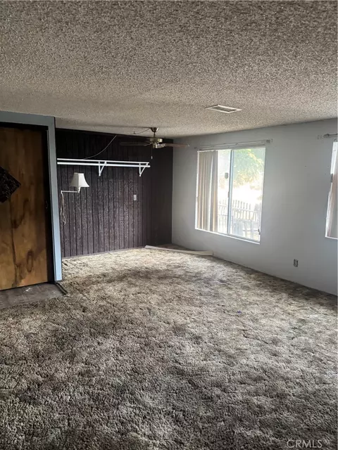 Living - 301 Maryknoll Dr, Colton, CA 92324 photo 11 of 15