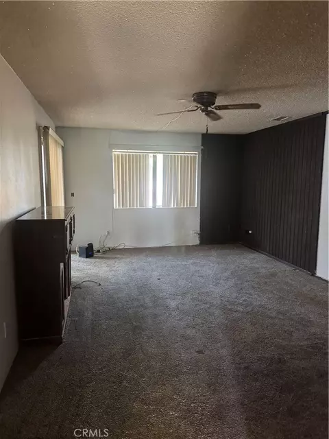 Living - 301 Maryknoll Dr, Colton, CA 92324 photo 15 of 15