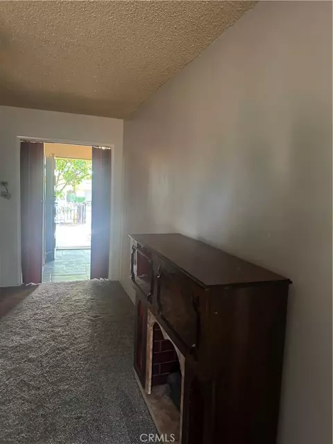 Entry Way - 301 Maryknoll Dr, Colton, CA 92324 photo 2 of 2